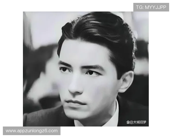 尊龙时凯人生就是搏官网登录：揭秘明星背后的励志故事与人生哲学